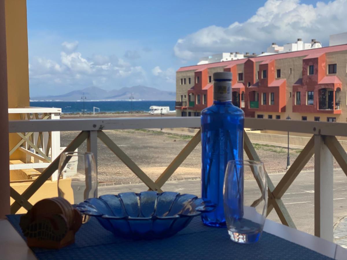 Modern Apartment With Sea Views In Corralejo Exteriör bild